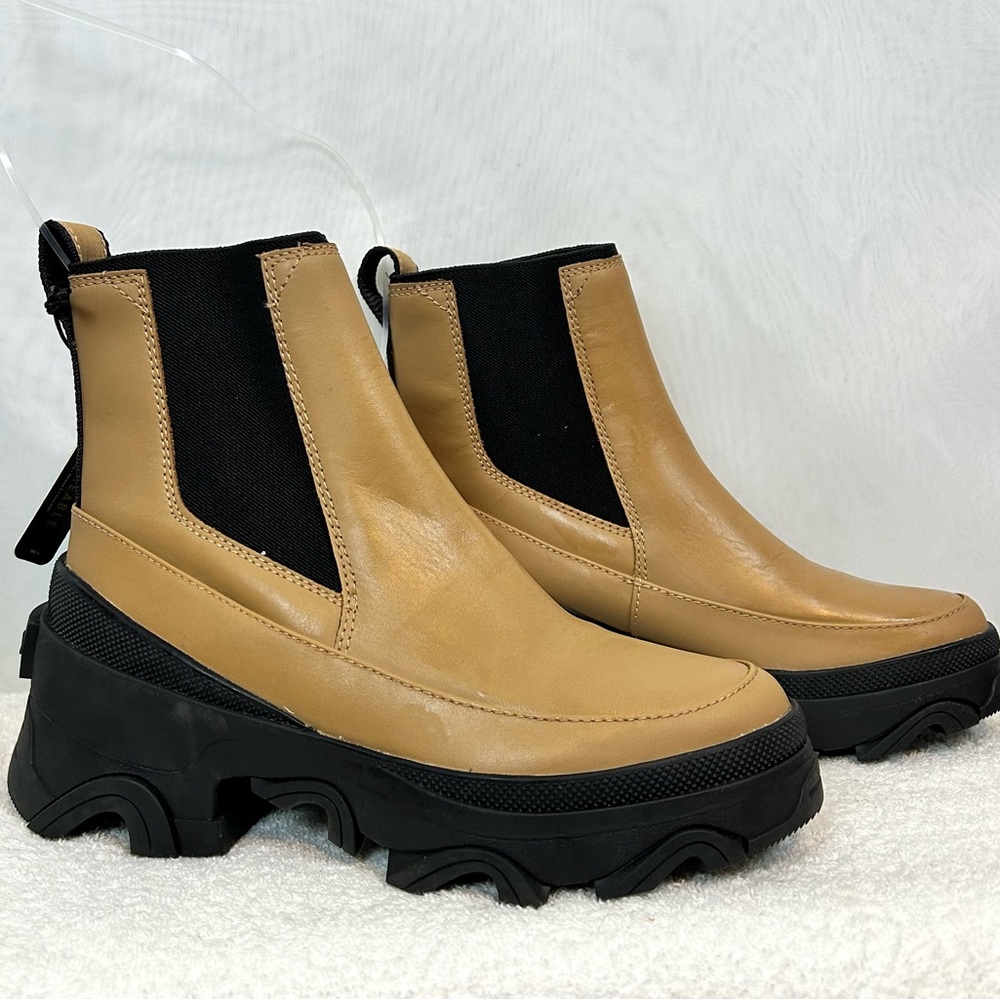 NEW SOREL Woman's Brex Waterproof Chelsea Boot TAN / BLACK Size 6